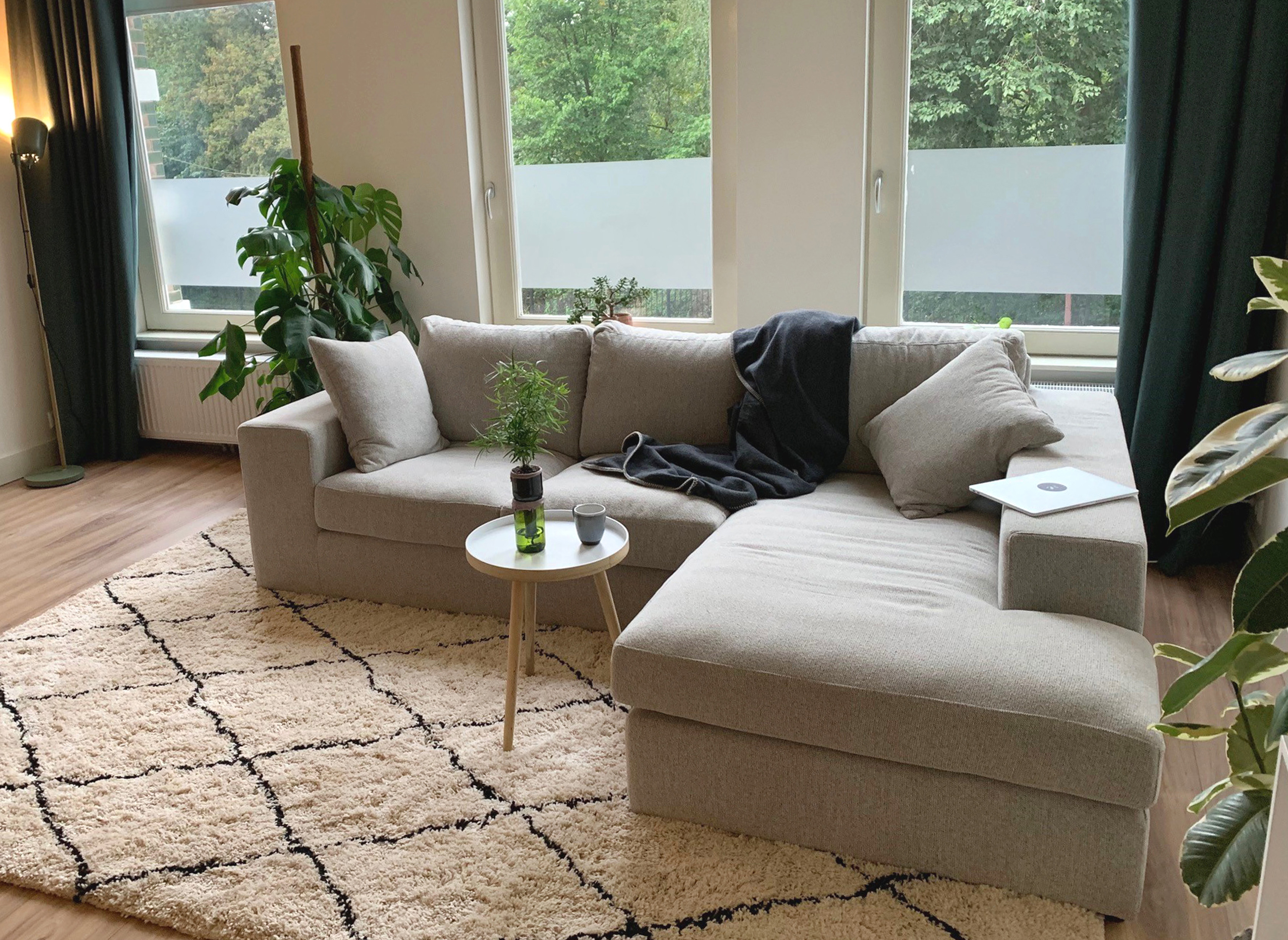 Lelystad loungebank in ribstof
