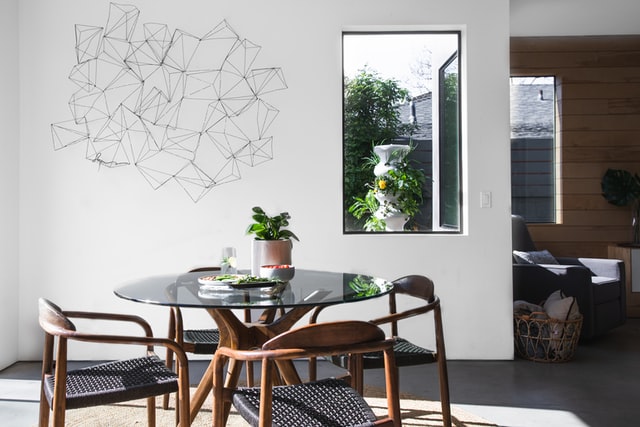 Aan tafel! Of toch weer niet? De beste eettafel styling tips