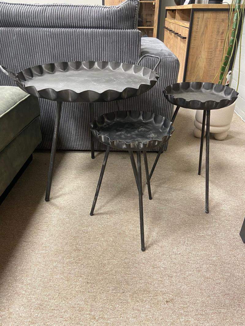 OUTLET EINDHOVEN! - Bijzettafel set van 3