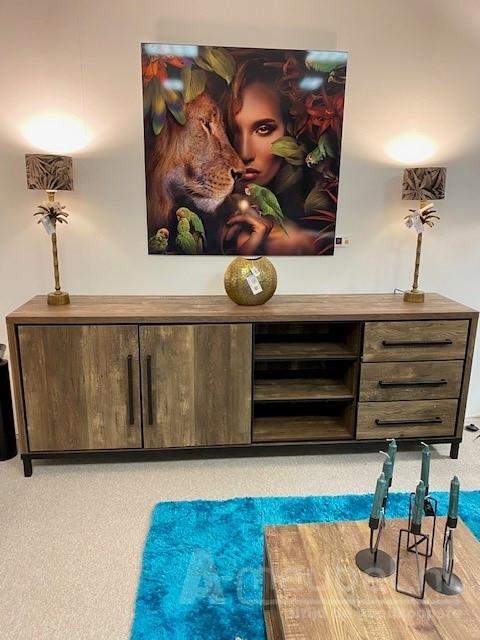 Dressoir Groot Vlissingen