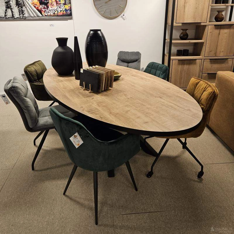 Scarlet Eettafel Ovaal 200x102cm – foto 4 – A-meubel