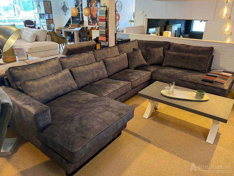 Naaldwijk Longchair + 2 + Hoek + 2 Zits