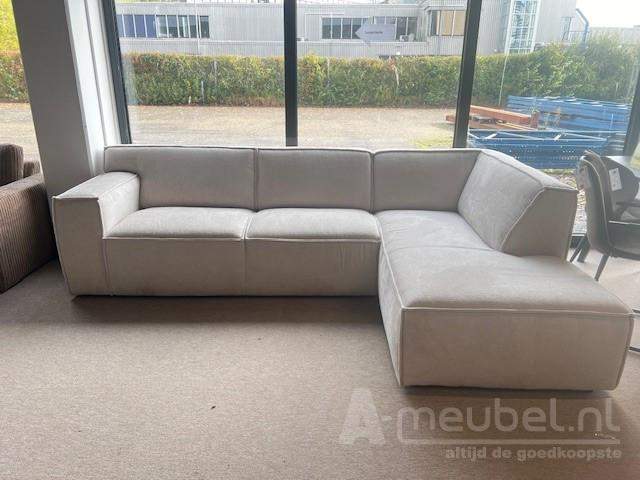 OUTLET LEEUWARDEN! - Loungebank Leeuwarden