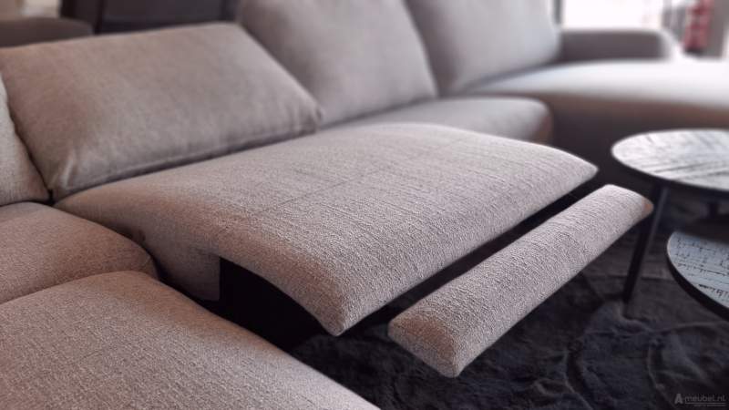 Helmond Longchair Klein + 3 Zits (1x Relax)