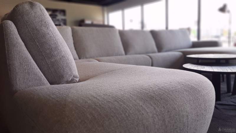 Helmond Longchair Klein + 3 Zits (1x Relax)