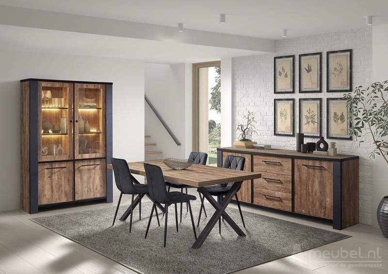 Dressoir Saasveld