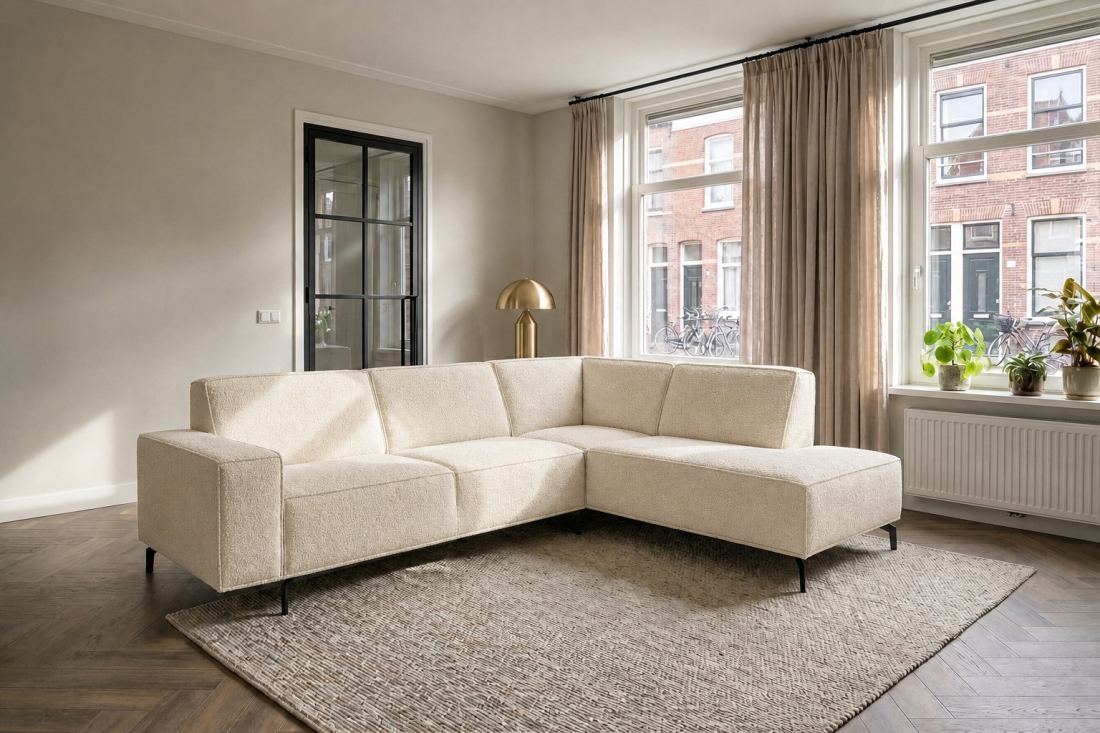 Heerlen 2.5 Zits + Ottomaan in creme – kleurimpressie – A-meubel