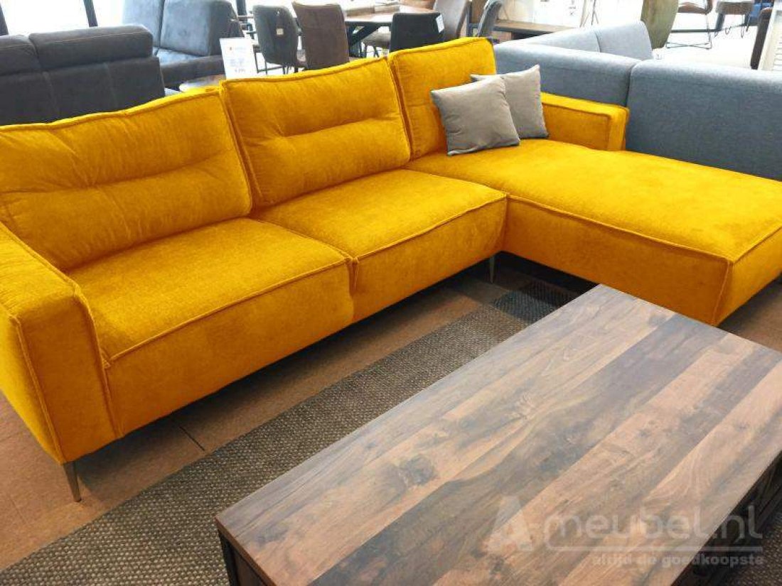 Capelle Longchair Geel – A-meubel