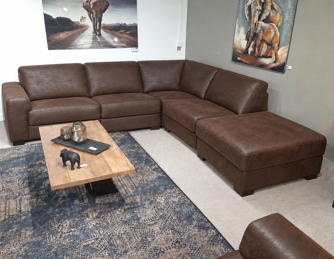 Hoekbank Voorburg Ottomaan 2 zits + Ottomaan – A-meubel