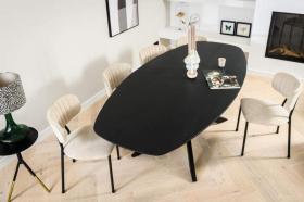 OUTLET TILBURG! - Eettafel Ovaal Leo Zwart OUTLET TILBURG! - Eettafel Ovaal Leo Zwart