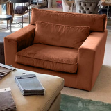 Oudenbosch Loveseat