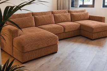 Almere Longchair + 2 zits + Longchair in cognac – kleurimpressie