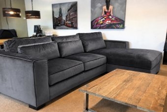 Amsterdam Longchair in antraciet – kleurimpressie