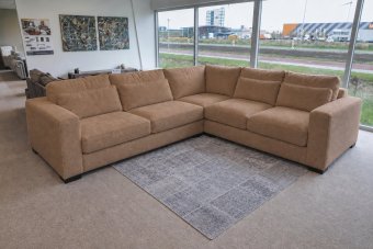 Arnhem 2 + Hoek + 2 Zits in bruin – kleurimpressie