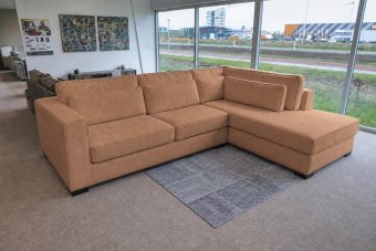 Arnhem 2 zits + Ottomaan mini in cognac – kleurimpressie