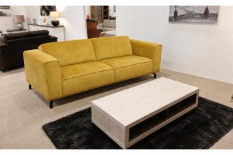 Bankstel Wolvega in geel – kleurimpressie