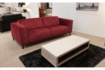 Bankstel Wolvega in rood – kleurimpressie