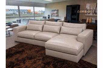 Blaricum 2 Zits + Longchair in leer – materiaalimpressie