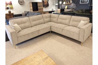 Capelle 2.5 + Haakse Hoek + 2.5-Zits in beige – kleurimpressie