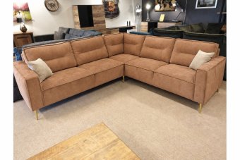 Capelle 2.5 + Haakse Hoek + 2.5-Zits in cognac – kleurimpressie