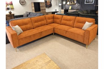 Capelle 2.5 + Haakse Hoek + 2.5-Zits in oranje – kleurimpressie