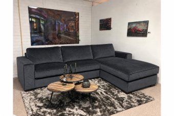 Frederiksoord 2 Zits + Longchair in antraciet – kleurimpressie