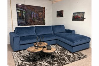 Frederiksoord 2 Zits + Longchair in blauw – kleurimpressie