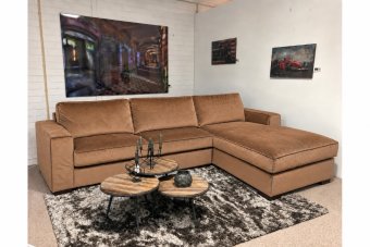 Frederiksoord 2 Zits + Longchair in cognac – kleurimpressie