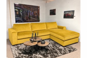 Frederiksoord 2 Zits + Longchair in geel – kleurimpressie