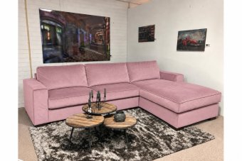 Frederiksoord 2 Zits + Longchair in roze – kleurimpressie