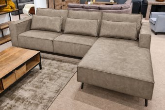 Groede 2 Zits + Longchair in taupe – kleurimpressie
