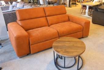 Harderwijk 2 Zits (Zonder Relax) in oranje – kleurimpressie