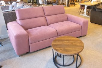 Harderwijk 2 Zits (Zonder Relax) in roze – kleurimpressie