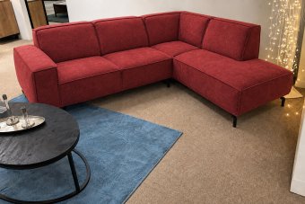 Heerlen Hoekbank in rood – kleurimpressie