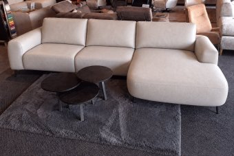 Helmond 2 Zits + Longchair Klein in leer – materiaalimpressie