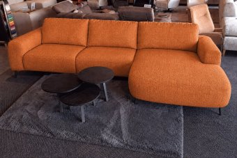Helmond 2 Zits + Longchair Klein in oranje – kleurimpressie