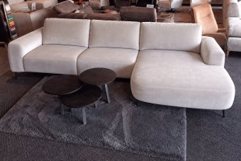 Helmond 2 Zits + Longchair Klein in velvetstof – materiaalimpressie