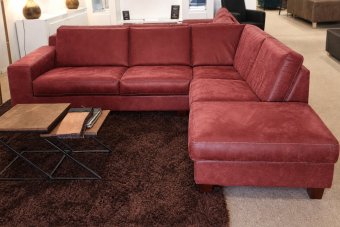 Hoekbank Maassluis in rood – kleurimpressie