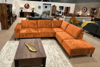 Hoekbank Nieuwegein  in oranje – kleurimpressie