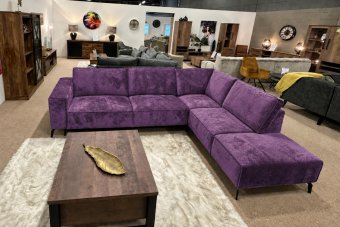 Hoekbank Nieuwegein  in paars – kleurimpressie
