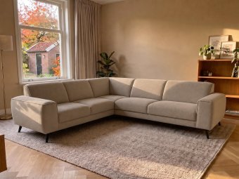 Hoekbank Zwolle in taupe – kleurimpressie