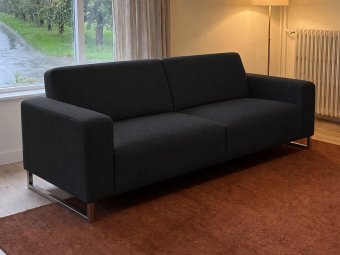 Kerkdriel 2 Zits in zwart – kleurimpressie