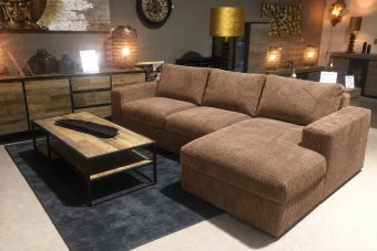 Leiden Longchair in bruin – kleurimpressie