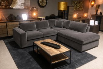 Leiden Ottomaan in velvetstof – materiaalimpressie