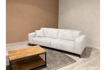 Lent 2 Zits Bank in wit – kleurimpressie