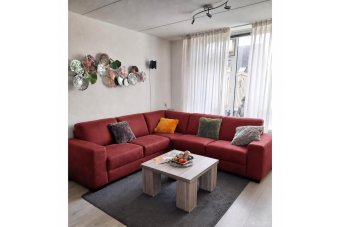 Malden Hoekbank in rood – kleurimpressie