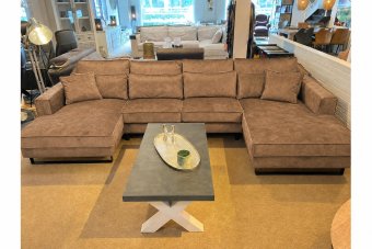 Naaldwijk Longchair + 2 + Longchair in bruin – kleurimpressie
