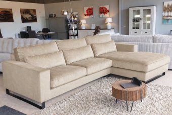 Naarden 2 Zits + Longchair in beige – kleurimpressie