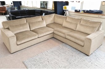Oudenbosch 2 + Hoek + 2 Zits in beige – kleurimpressie