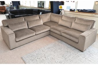 Oudenbosch 2 + Hoek + 2 Zits in taupe – kleurimpressie